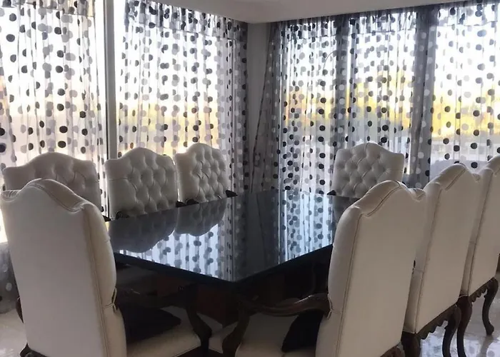 Villa Beachfront Mansion With A Private Pool In Hadaba