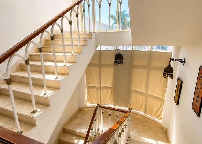 Villa Beachfront Mansion With A Private Pool In Hadaba Charm el-Cheikh