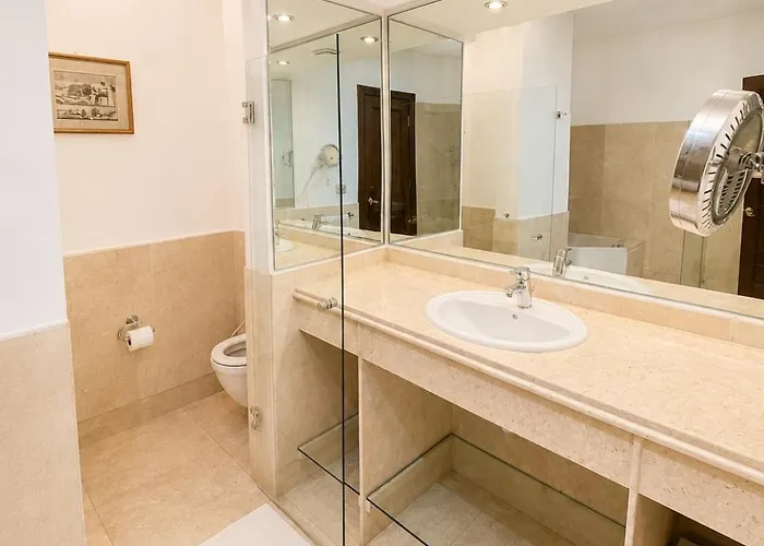 Beachfront Mansion With A Private Pool In Hadaba Villa